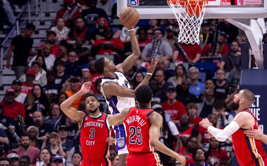 黄蜂绝地反击鹈鹕，萨博尼斯统治全场的简单介绍