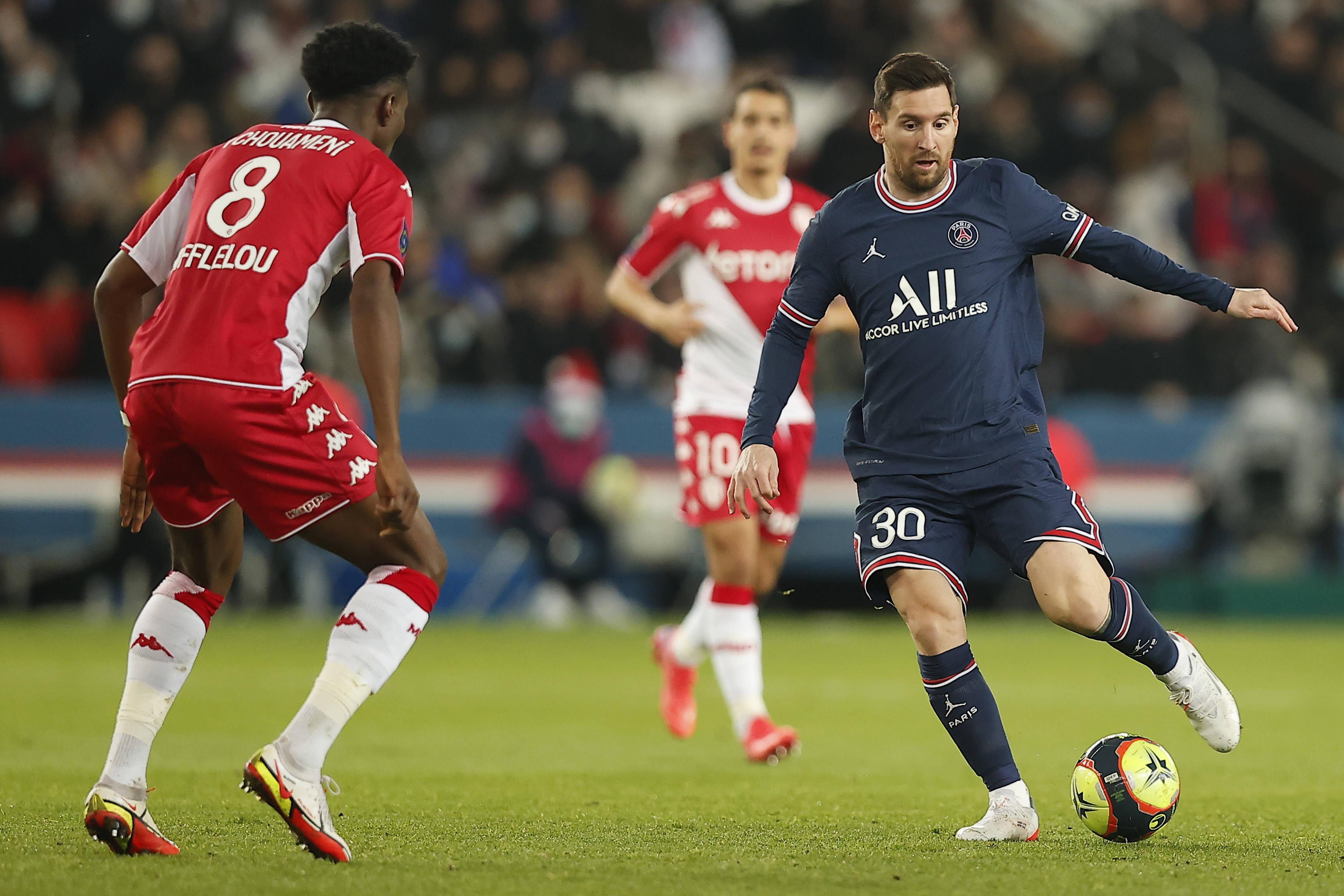 包含巴黎圣日耳曼中场发挥出色,助球队取胜的词条 包含巴黎圣日耳曼中场发挥出色,助球队取胜的词条