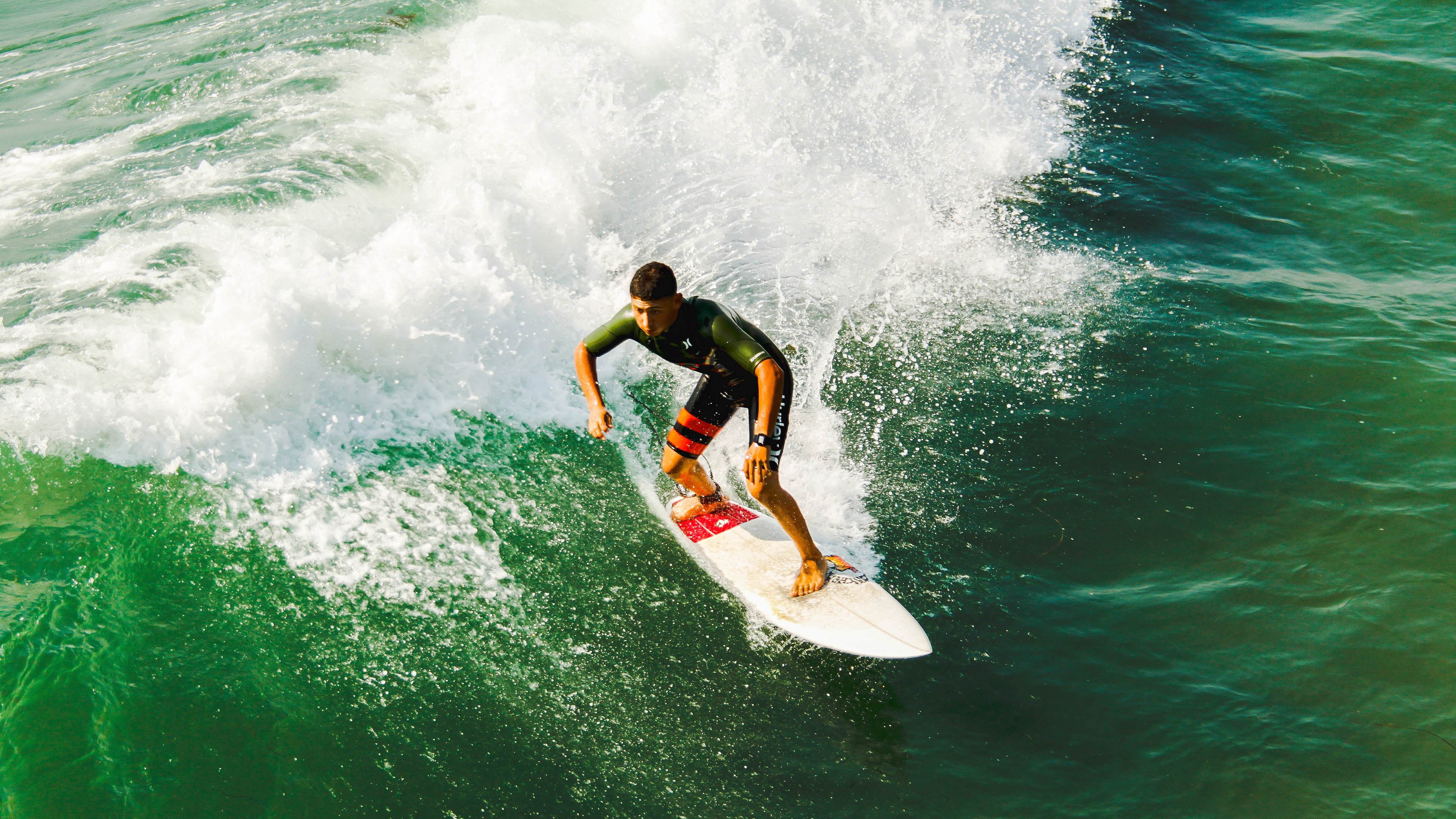 东决关键战之夜，布克节奏完全掌控